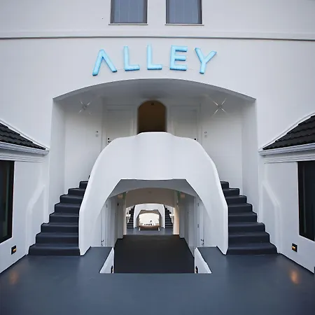 Alley Prime Hotel 4*