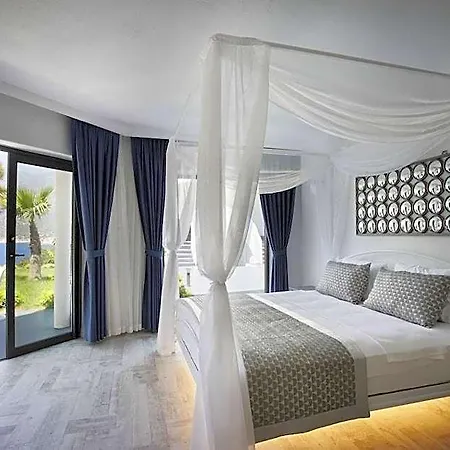 Alley Prime Hotel 4*