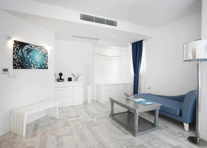 Alley Prime Otel